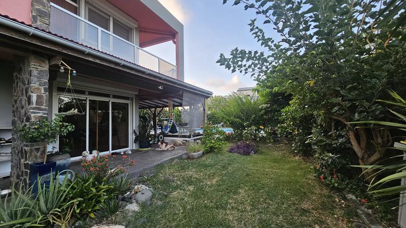 Maison - 180 m² - 5 pièces