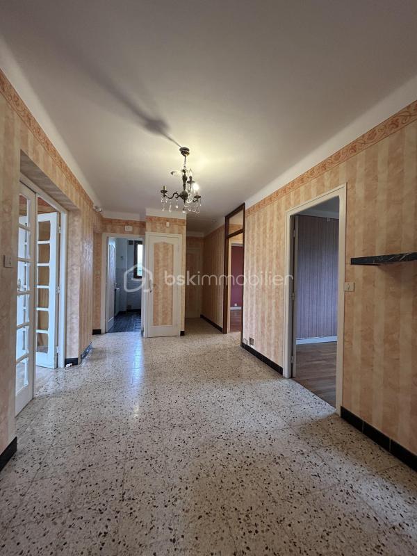 Maison traditionnelle - 122 m² - 5 pièces