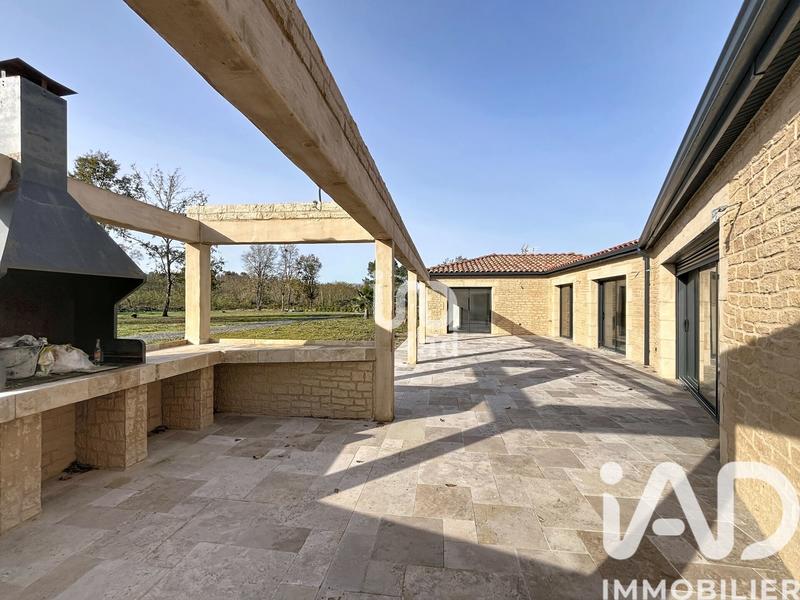 Maison - 167 m² - 6 pièces