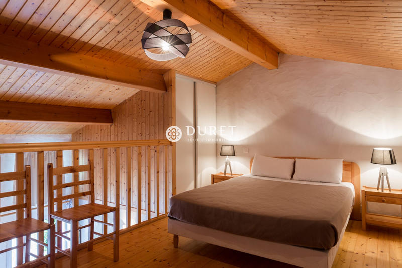 Appartement - 300 m² - 9 pièces