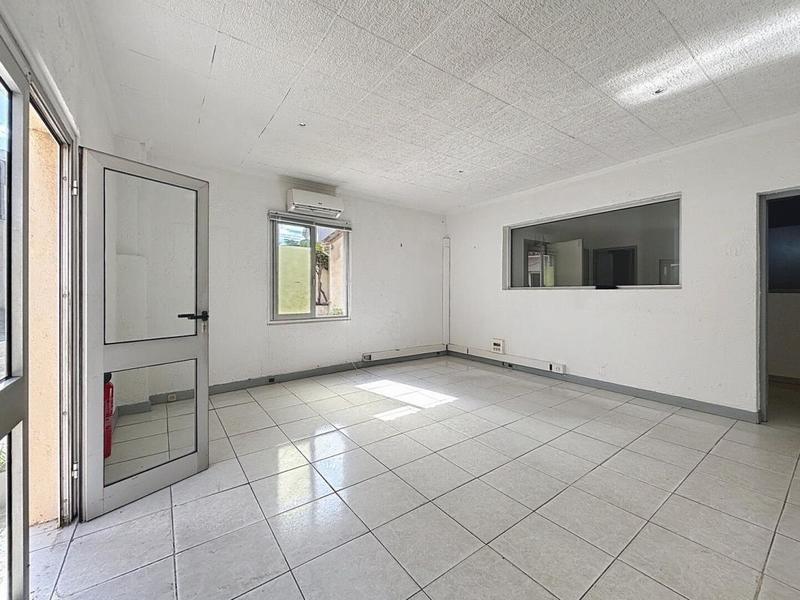 Local d'activités - 190 m²