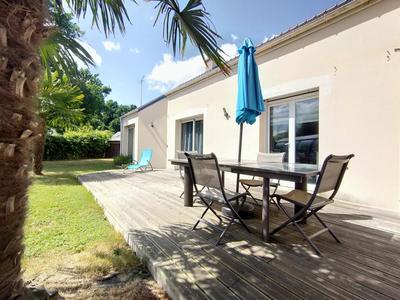 Maison - 216 m² - 10 pièces