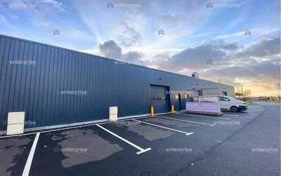 Local commercial - 242 m²