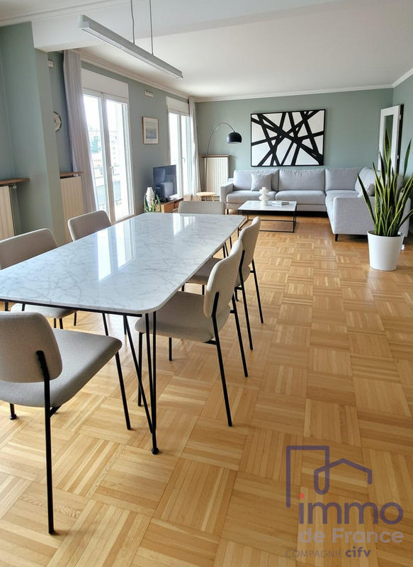 Appartement - 106 m² - 5 pièces