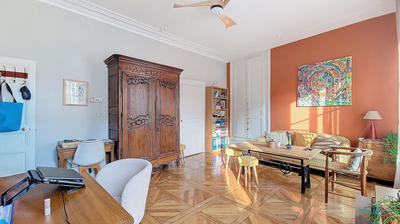 Appartement - 80 m² - 4 pièces