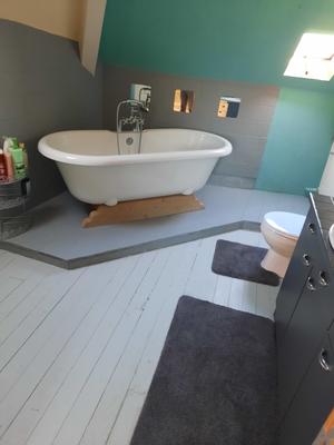 Maison - 242 m² - 10 pièces