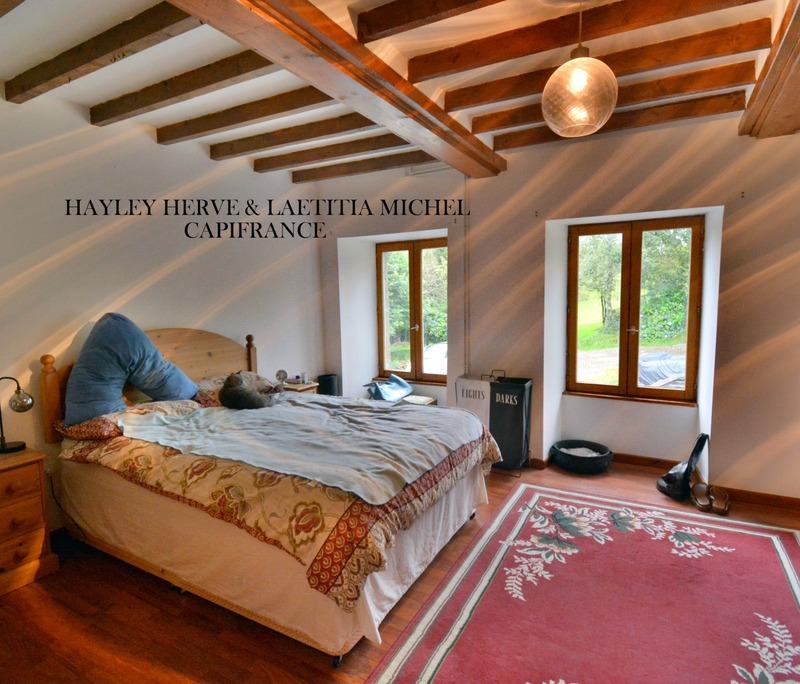 Maison - 250 m² - 9 pièces