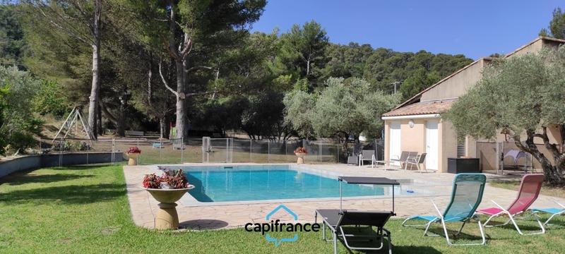 Maison - 174 m² - 6 pièces