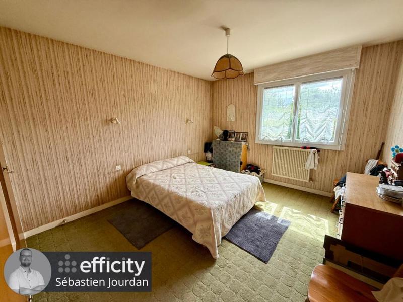 Maison - 144 m² - 7 pièces