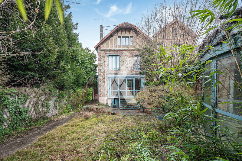 Maison ancienne - 160 m² - 6 pièces