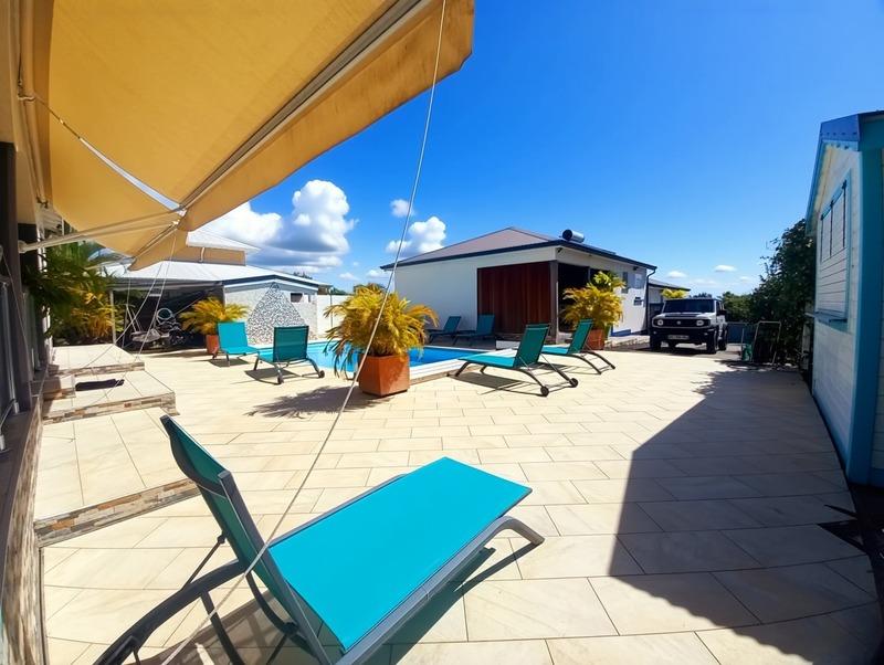 Maison - 188 m² - 9 pièces