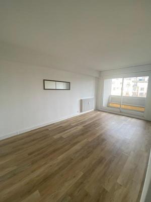 Studio - 25 m² - 1 pièce