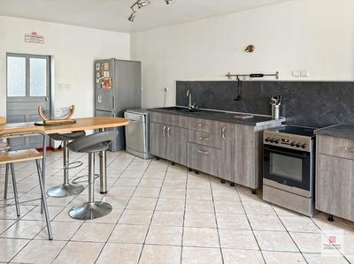 Maison - 111 m² - 7 pièces