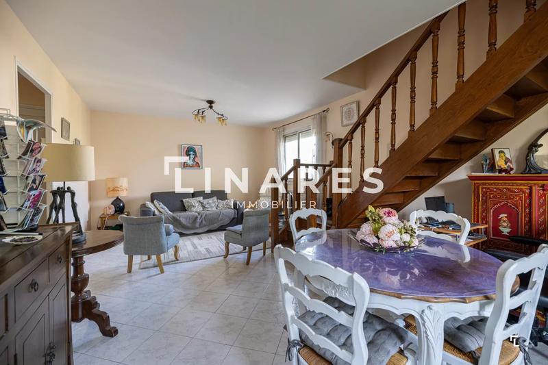 Maison - 110 m² - 4 pièces