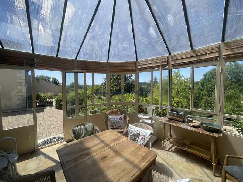 Maison - 253 m² - 13 pièces