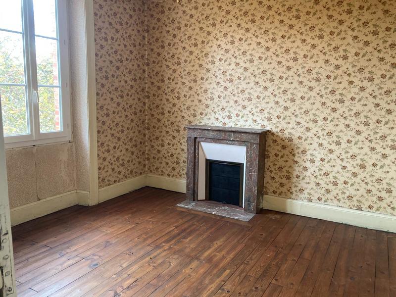 Maison - 229 m² - 11 pièces