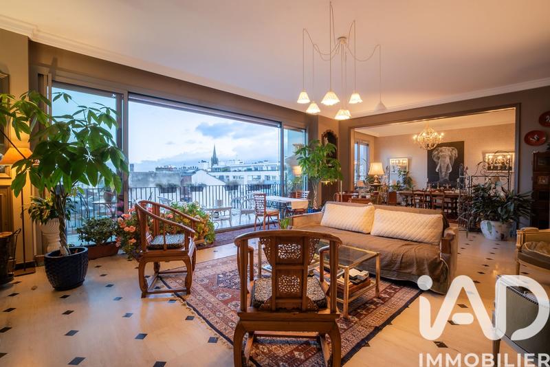 Appartement - 304 m² - 5 pièces