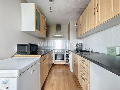 Appartement - 79 m² - 4 pièces