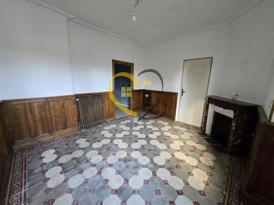 Maison - 226 m² - 11 pièces