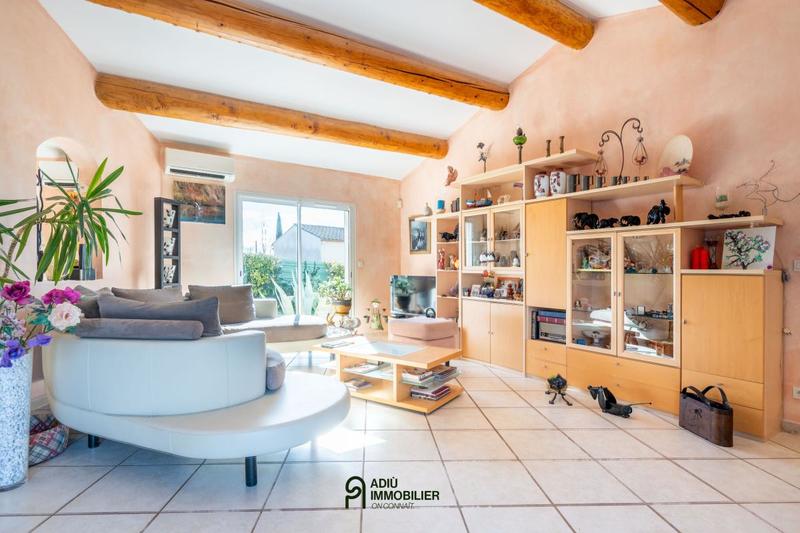 Maison - 212 m² - 5 pièces