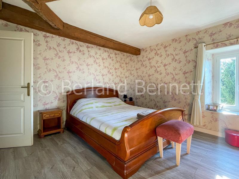 Maison en pierre - 215 m² - 7 pièces