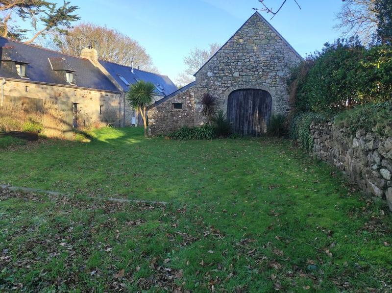 Maison - 300 m² - 10 pièces