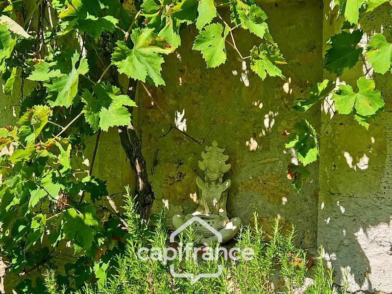 Propriété - 474 m² - 14 pièces