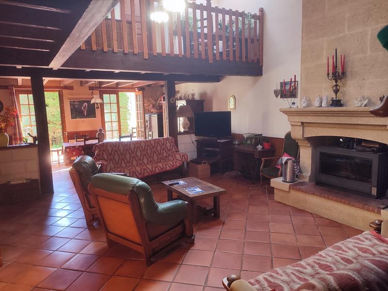 Maison - 181 m² - 6 pièces