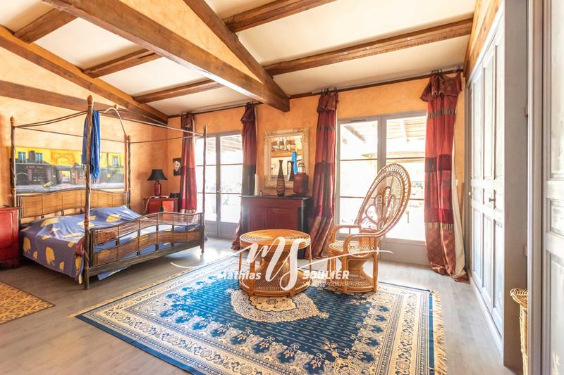 Villa - 400 m² - 14 pièces