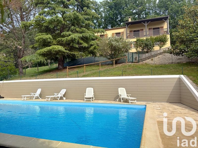 Maison - 135 m² - 5 pièces