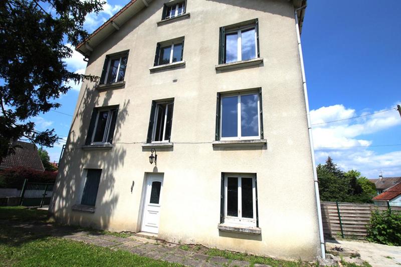 Maison - 104 m² - 5 pièces