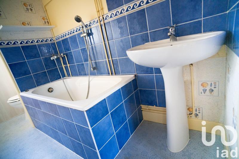 Appartement - 95 m² - 6 pièces