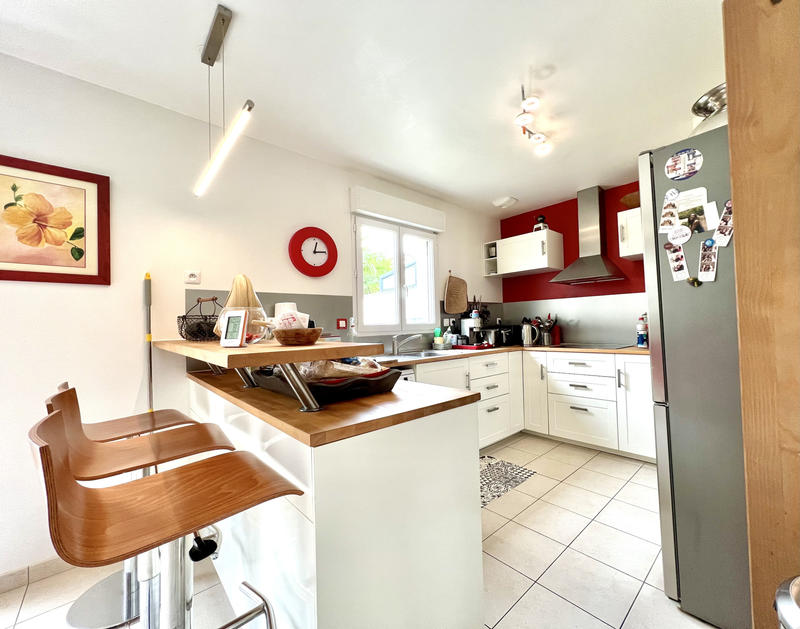 Maison - 93 m² - 5 pièces