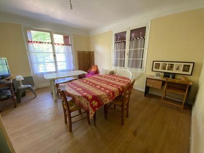 Maison - 137 m² - 6 pièces