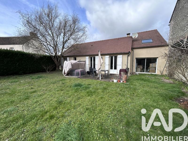 Maison - 93 m² - 4 pièces