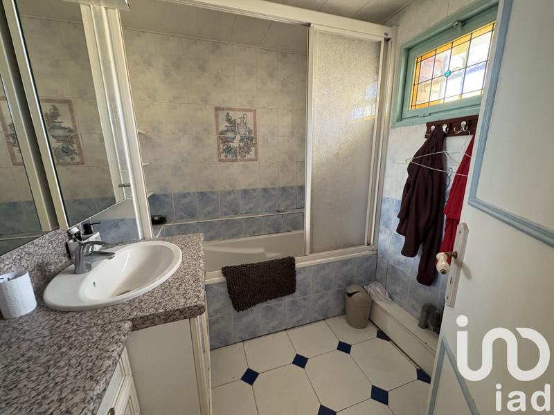 Maison - 268 m² - 14 pièces