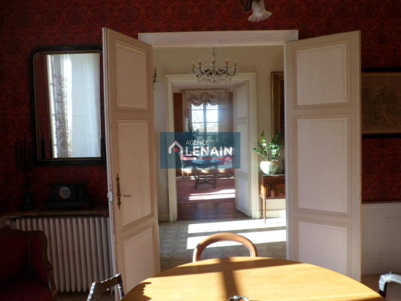 Maison - 296 m² - 9 pièces