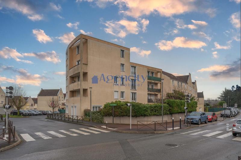 Appartement - 83 m² - 4 pièces