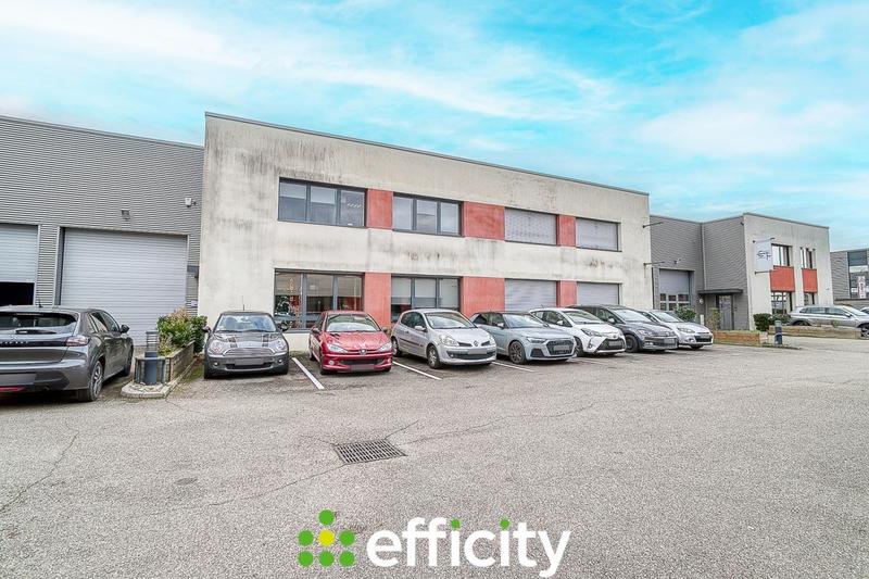 Local d'activité / Entrepôt - 534 m²