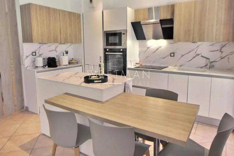 Maison - 79 m² - 5 pièces