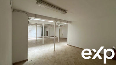 Fonds de commerce - 151 m²