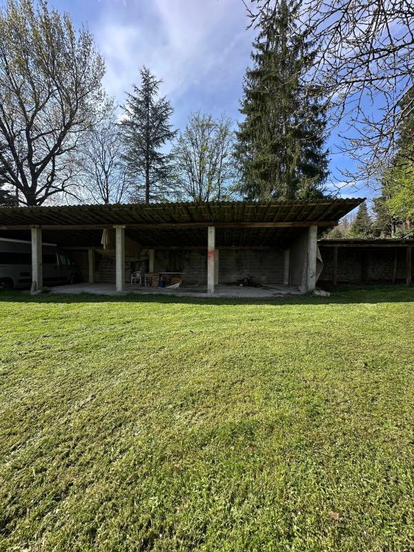 Maison - 200 m² - 8 pièces