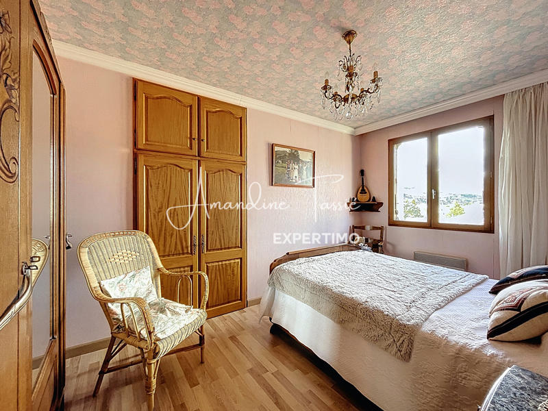 Appartement - 135 m² - 5 pièces