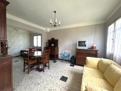 Propriété - 80 m² - 3 pièces