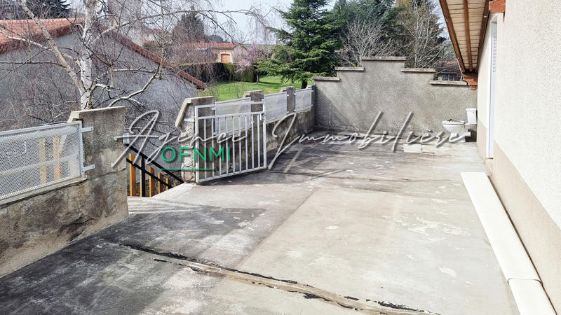 Maison - 293 m² - 10 pièces