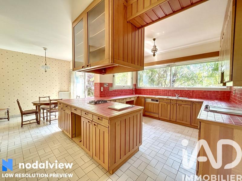 Maison de maîtres - 315 m² - 9 pièces