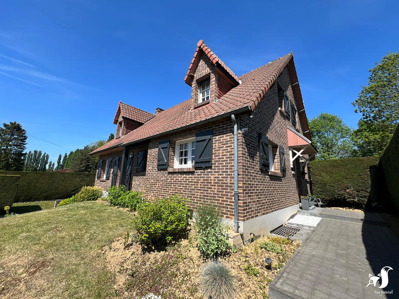 Maison - 140 m² - 9 pièces