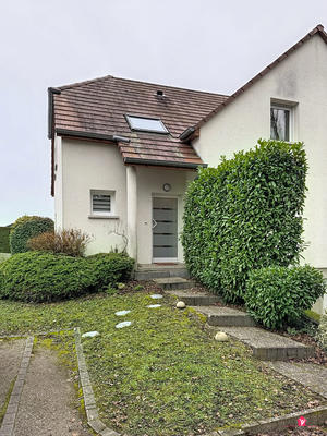 Maison - 101 m² - 5 pièces