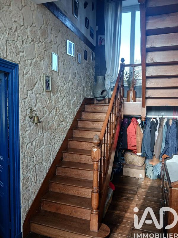 Maison - 226 m² - 8 pièces