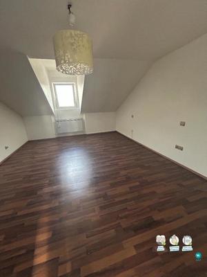 Appartement - 80 m² - 3 pièces